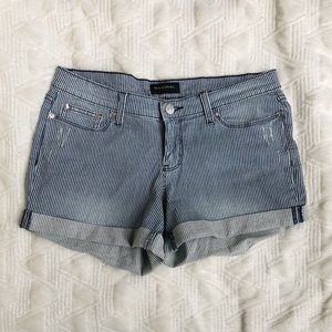 BANANA REPUBLIC striped shorts